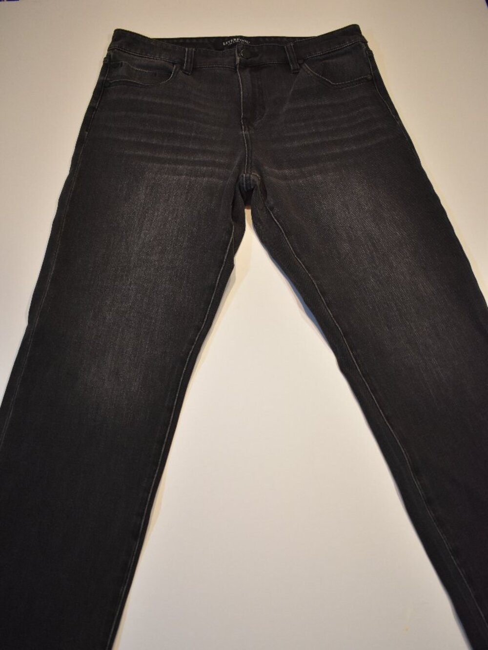 Liverpool Los Angeles Women’s Jeans Size 10/30 Black Wash Slim Straight Denim